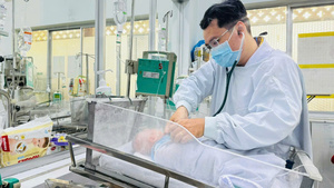 Kịp thời cứu sống bệnh nhi 8 ngày tuổi ngưng thở
