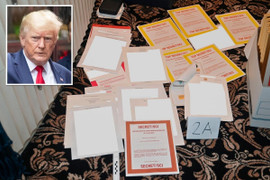 FBI trả lại hộp tài liệu thu ở nhà ông Trump 