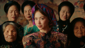 Gọi Bắc Ninh thành 'Bắc Bling', MV mới của Hoà Minzy gây tranh cãi