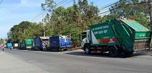 TP.HCM thí điểm 'cân rác tính tiền': Người dân loay hoay, chủ gom rác bức xúc