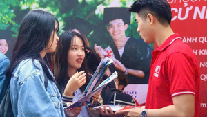 Đại học Kinh tế quốc dân tổ chức thi thử IELTS miễn phí cho học sinh phổ thông 