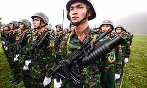 Dàn súng 'Made in Vietnam' được trang bị cho các khối diễu binh lễ kỷ niệm 30/4