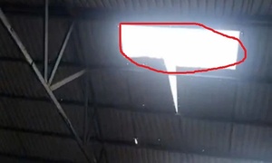 Rơi xuống đất khi tháo dỡ công trình, nam thanh niên ở Huế tử nạn