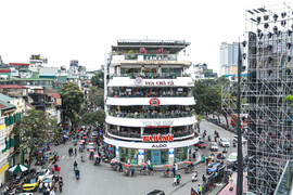 Chuyên gia: 'Toà nhà Hàm cá mập có kiến trúc xấu, phá bỏ là hoàn toàn phù hợp'