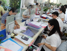 TP.HCM yêu cầu thực hiện nghiêm việc tạm dừng tuyển công chức cấp xã