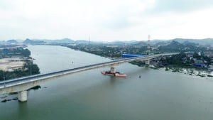 Diện mạo cầu Lại Xuân nối Hải Phòng với Quảng Ninh sau hai năm thi công