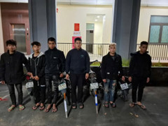 Bắt nhóm côn đồ đuổi chém khách trên đèo Hải Vân