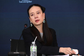 Dính lùm xùm kiện cáo, madam Pang từ chối dự đám cưới nhà đối thủ