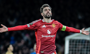 Bruno Fernandes lập hattrick, Man Utd vào tứ kết Europa League