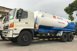 Ô tô chở xăng, dầu đi qua hầm dài từ 100 mét trở lên bị phạt bao nhiêu tiền?