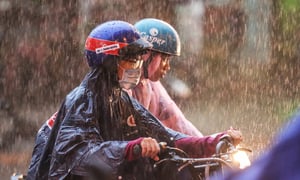 Đón không khí lạnh tăng cường, Bắc Bộ rét nhất dưới 10°C, Trung Bộ có nơi mưa to