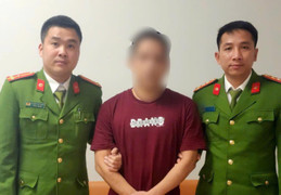 Bắt gã thanh niên bị truy nã quốc tế khi vừa đặt chân xuống sân bay Nội Bài