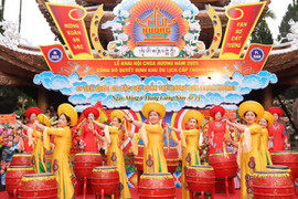 Nhiều dấu ấn sâu sắc tại 'Tuần lễ văn hóa - du lịch' Lễ hội chùa Hương năm 2025 