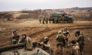 Nga cáo buộc Ukraine kích nổ cơ sở khí đốt Sudzha khi rút khỏi Kursk