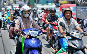 Thời tiết TP.HCM ngày 24/3: Nắng nóng, chỉ số tia UV gây hại cao