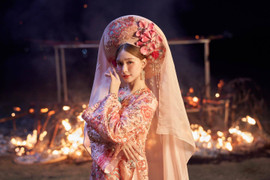 Hòa Minzy dí dỏm phản hồi tin đồn 'vỡ nợ'