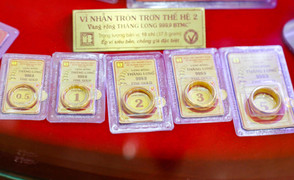 Tôi bán vàng lúc 75 triệu để mua đất, giờ vàng 98, đất không bán được để trả nợ