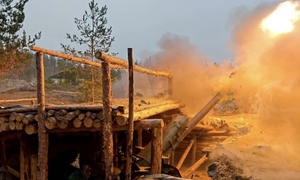 Nga tập kích sân bay quân sự, cơ sở vũ khí của Ukraine