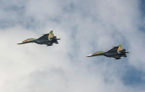 Ngắm trực thăng, tiêm kích hợp luyện trên bầu trời TP.HCM