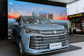 MPV cỡ trung rẻ nhất Việt Nam xuất hiện, cạnh tranh Toyota Innova Cross