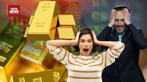 Bán 200 cây vàng rồi tiếc ngẩn ngơ: Không ngờ giá vàng tăng kỷ lục
