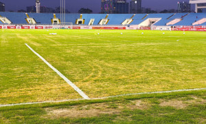 Sân Mỹ Đình quá xấu khiến tuyển thủ Việt Nam chấn thương nặng