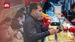 Vàng lên hơn 102 triệu đồng/lượng: Khách hàng tìm cách chốt lời 
