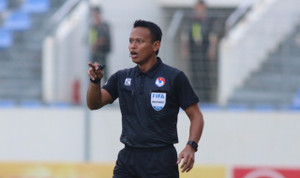 Lộ diện 2 trọng tài ngoại đầu tiên làm việc ở V.League 2024-2025