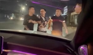 Ba người chặn ô tô rồi ẩu đả khiến bé 2 tuổi bị thương: Công an vào cuộc