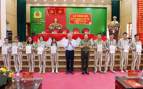 Thủ tướng yêu cầu đặc xá đúng đối tượng, không để xảy ra tiêu cực, sai sót