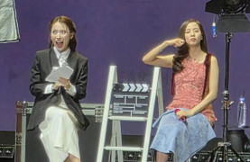 Nữ MC VTV nhận 'gạch đá' khi dẫn chương trình họp fan Jisoo BlackPink