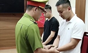 Kẹo Kera là hàng giả, Hằng Du Mục và Quang Linh Vlogs đối diện hình phạt nào?