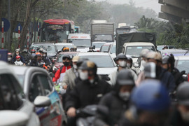 Giao thông Hà Nội ngày cuối nghỉ lễ: Chiều thông thoáng, tối ùn tắc