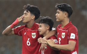 Bí quyết giúp Indonesia giành vé dự World Cup: Đi ăn cơm muộn cũng bị loại