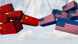 Ông Trump đe dọa áp thêm thuế 50%, Trung Quốc không nhượng bộ