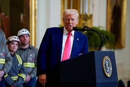 Ông Trump nói Mỹ thu về 2 tỷ USD mỗi ngày nhờ thuế quan