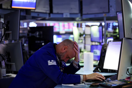 Chứng khoán Mỹ lao dốc sau khi ông Trump áp thuế 145% đối với Trung Quốc