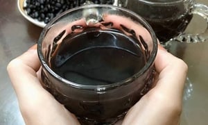 Một tuần nên uống nước đậu đen bao nhiêu lần?