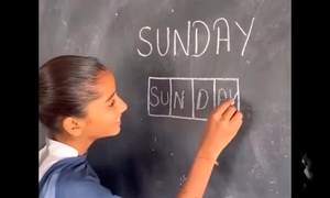 Trong 15 giây đố bạn xếp chữ SUNDAY vào 4 ô vuông
