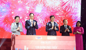 Phim tài liệu: Con đường phát triển tập 2