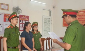 Bắt 'nữ quái' lừa chạy án, chiếm đoạt tài sản