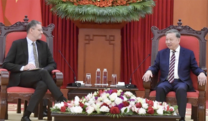 Tổng Bí thư Tô Lâm tiếp Đại sứ Cộng hòa Pháp Olivier Brochet