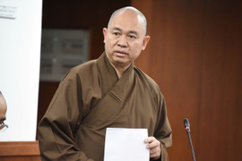 Người dân được chiêm bái Xá lợi Phật, bảo vật Quốc gia Ấn Độ tại Việt Nam