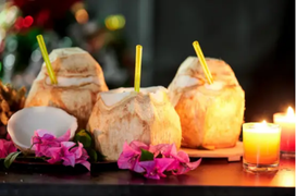 Ai nên hạn chế uống nước dừa?