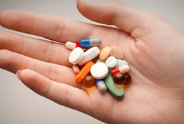 Hướng dẫn cách tra cứu thông tin thuốc, tránh mua phải thuốc giả