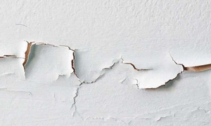 Tường mới sơn bị bong tróc xử lý thế nào?
