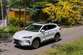 Xe hybrid BYD SeaLion 6: Chốt giá từ 799 triệu đồng