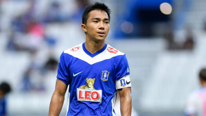 HLV Kim Sang-sik không gọi Messi Thái đấu Man Utd