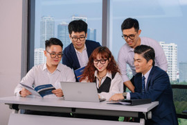 AI lên ngôi - người lao động cần làm gì để không bị thay thế?