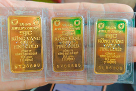 Giá vàng mất kỷ lục 120 triệu đồng/lượng